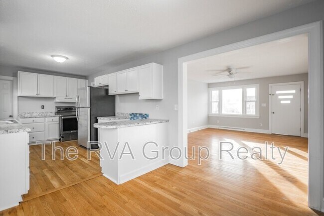 Building Photo - 2407 Bluefield St