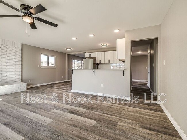 Building Photo - 5966 E 36th St