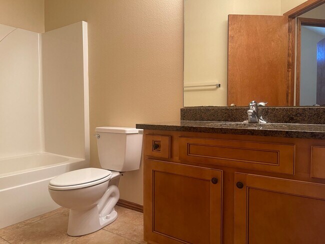 Building Photo - Your new HOME is waiting for you !