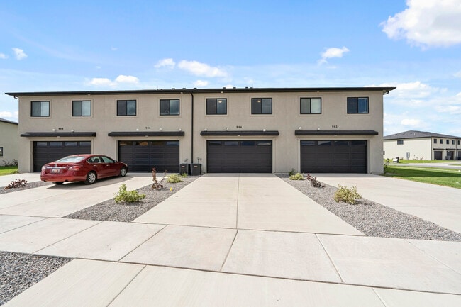 Building Photo - 904 S 850 W