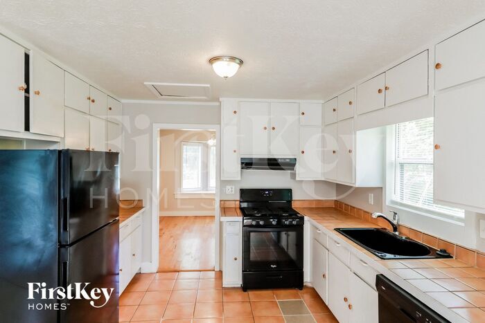 Building Photo - 674 Oak Moss Dr