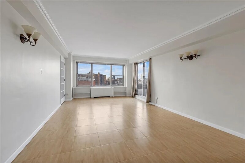 Building Photo - 10740 Queens Blvd