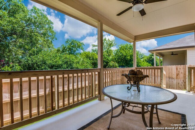 Building Photo - Luxury Duplex in Seguin with 3-bed, 2-bath...