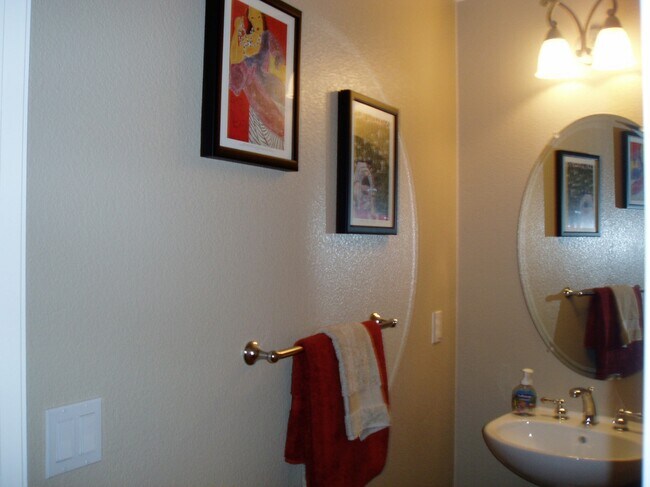 Building Photo - Lick Mill