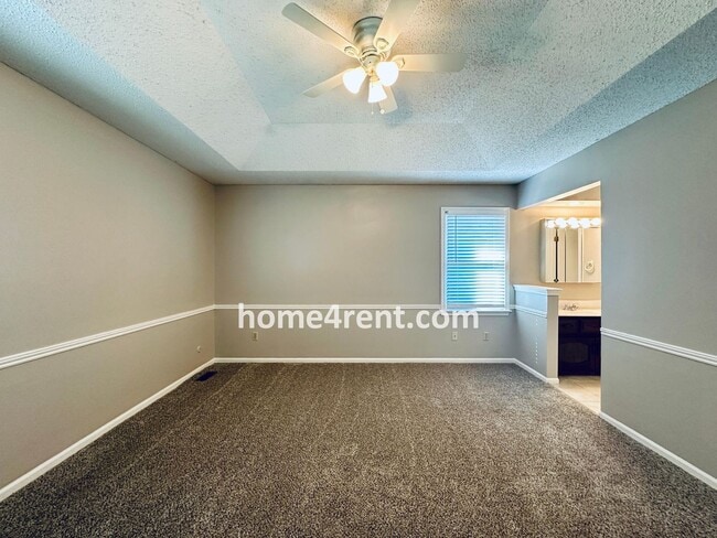 Building Photo - A Beautiful Olathe Home in a Quiet Neighbo...