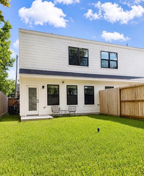 Building Photo - 4309 Shelby Cir