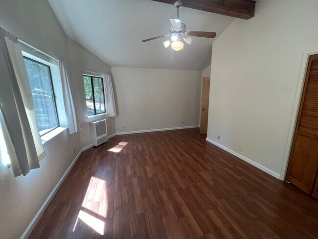 Building Photo - 13254 Wells Fargo Dr