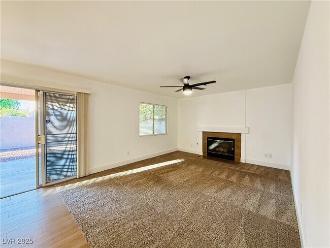 Building Photo - 1745 Mexican Poppy St