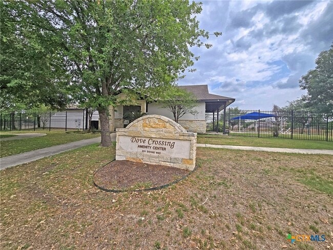 Building Photo - 2539 Fayette Dr