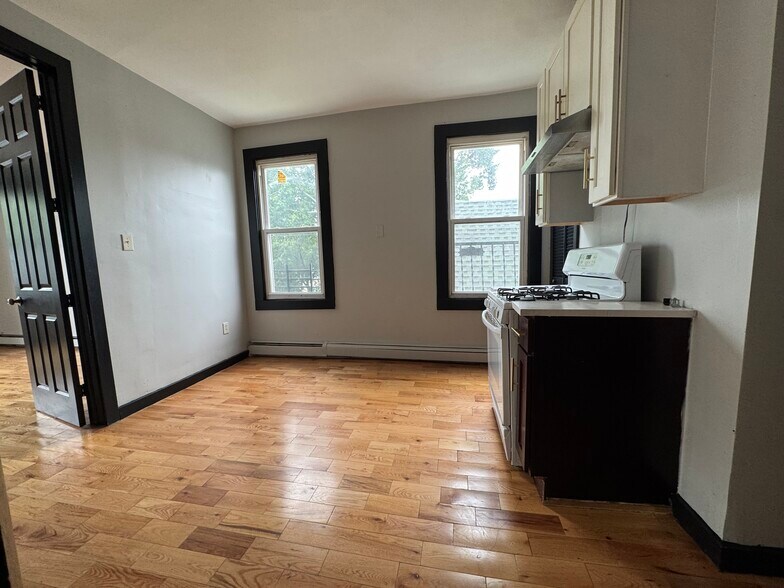225 Duncan Ave 6 - 227 Duncan Ave