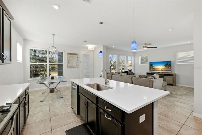 Building Photo - 16662 Wingspread Loop