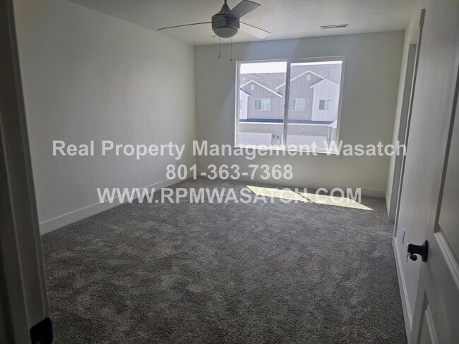 Building Photo - 738 N 160 E