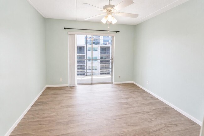 Building Photo - 4500 N Flagler Dr