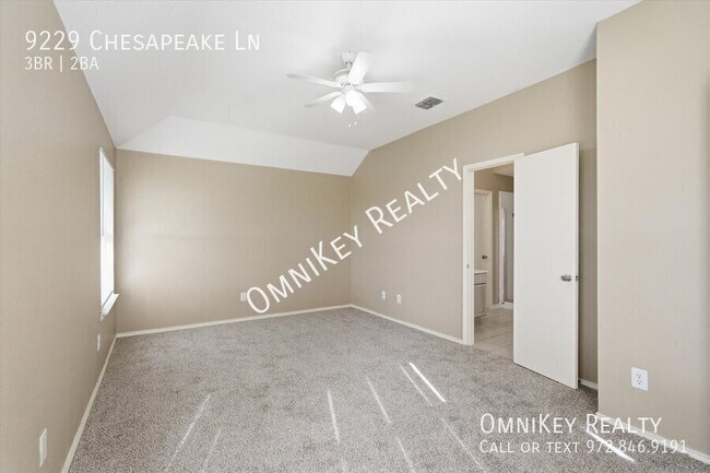 Building Photo - 9229 Chesapeake Ln