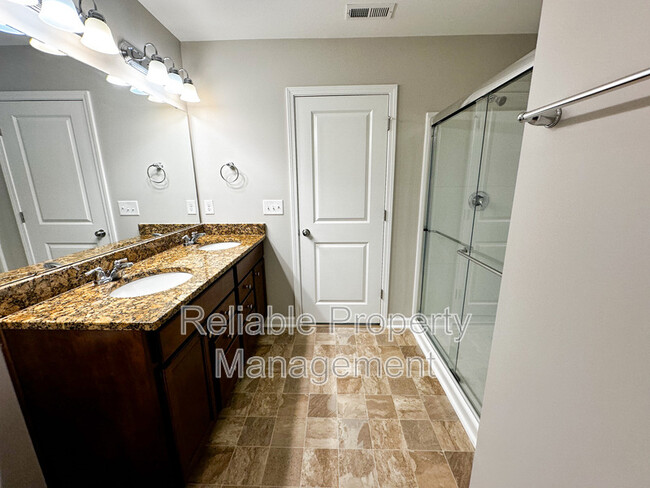 Building Photo - 361 White Oak Ridge Dr