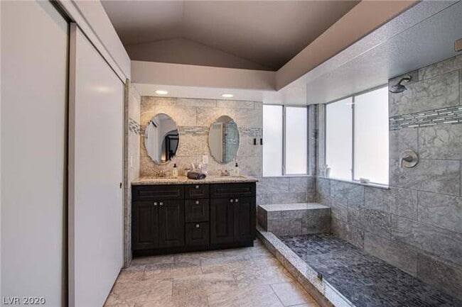 Building Photo - Summerlin Beauty! Unfurnished