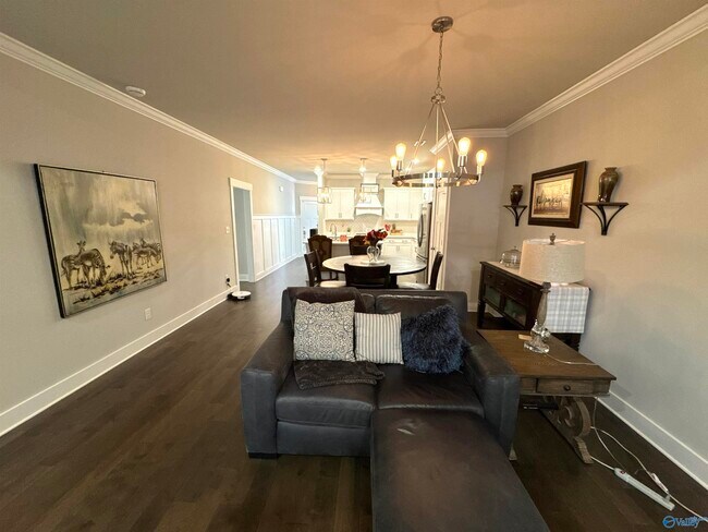 Building Photo - 414 Raleigh Elm Dr