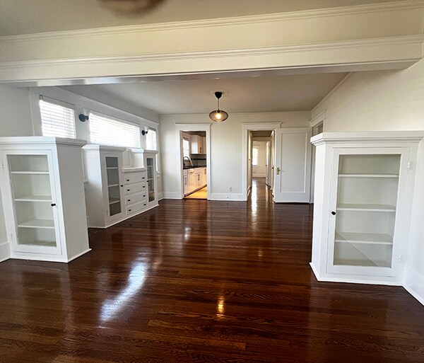 Living room/Dining room w Built-ins - 1269 Bellevue Ave