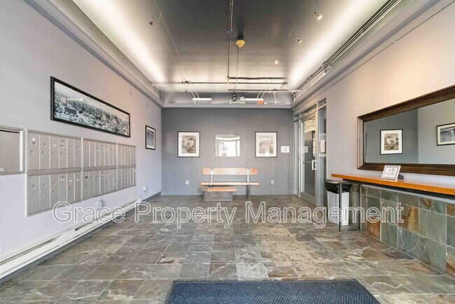 Building Photo - 2020 Arapahoe St
