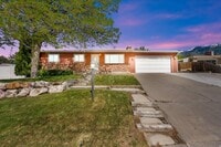 Building Photo - 9325 Quail Hollow Cir
