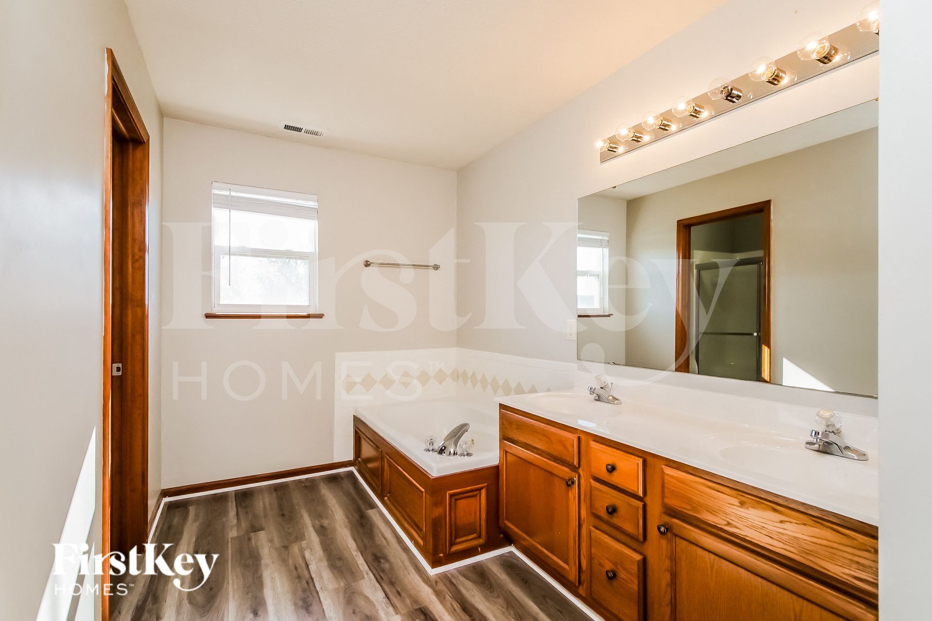 Building Photo - 4503 W Easy St