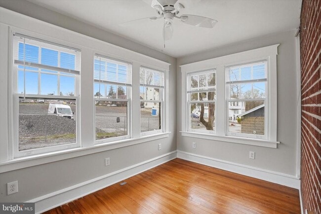 Building Photo - 220 N Orange St