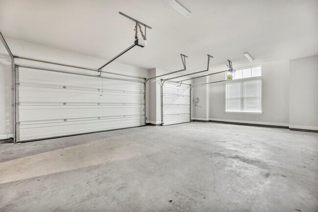 Building Photo - 272 Wellborn Rd