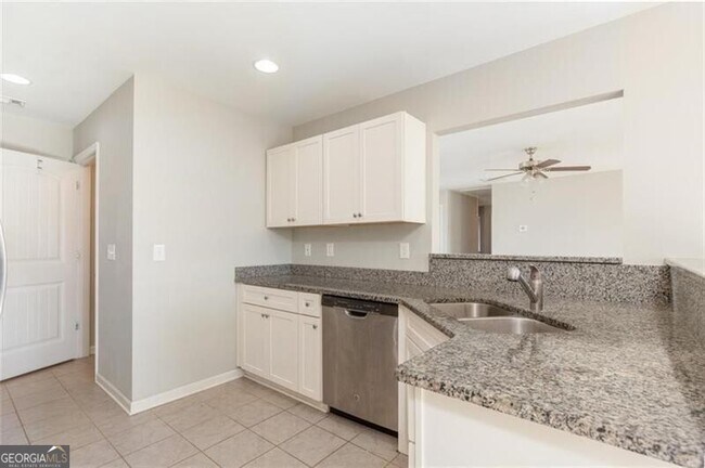Building Photo - 82 Gray Field Ct
