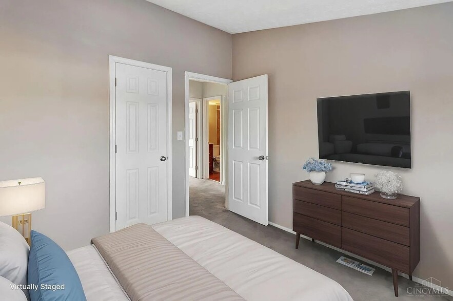 Building Photo - 7752 Montgomery Rd