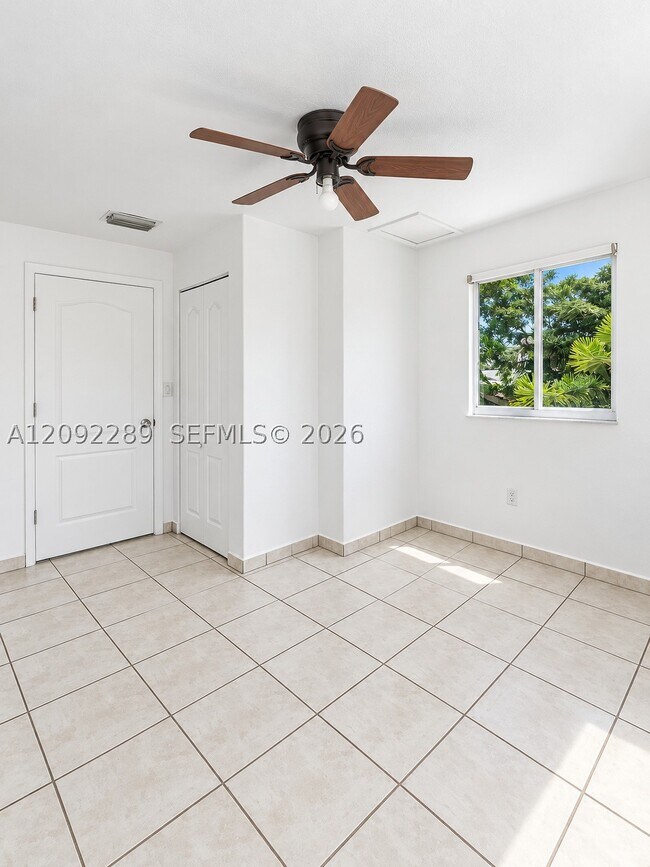 Building Photo - 3229 NW 34th St