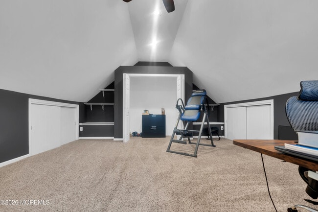 Building Photo - 30 Shilling Way