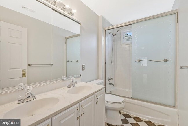 Building Photo - 10857 Hunter Gate Way