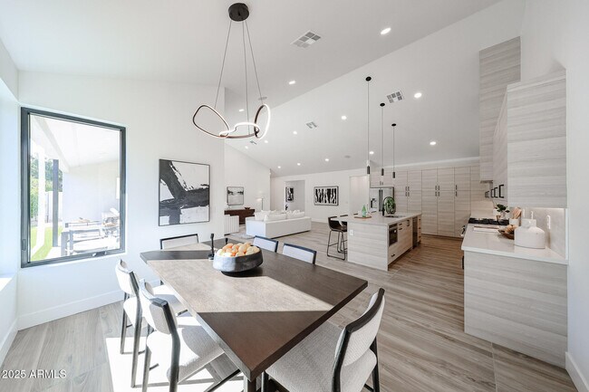 Building Photo - 6329 N 10th Dr