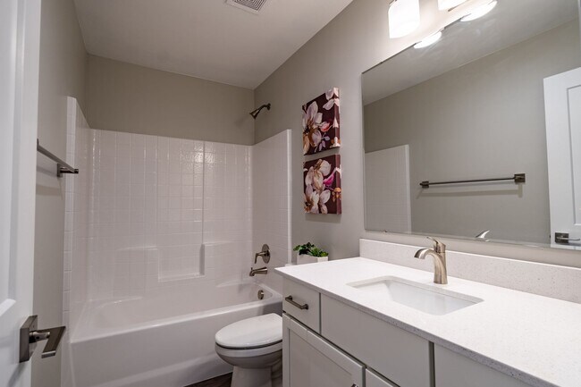 Building Photo - New home in Star Idaho's premier walking community!