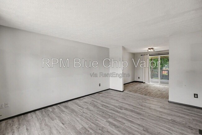 Building Photo - 11674 Greenhaven Ct