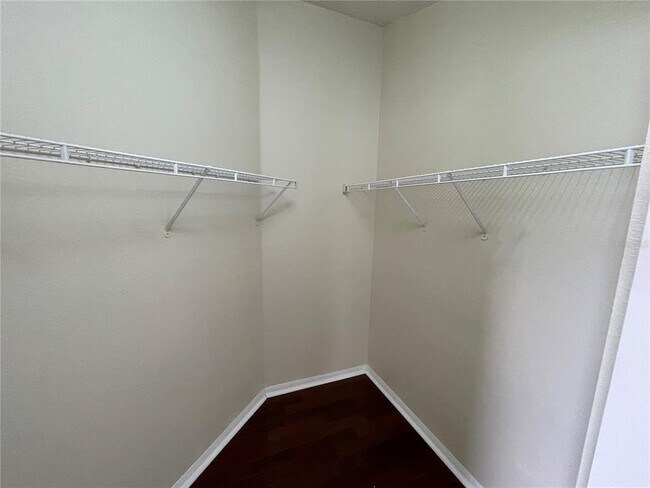Building Photo - 4219 Andover Cay Blvd