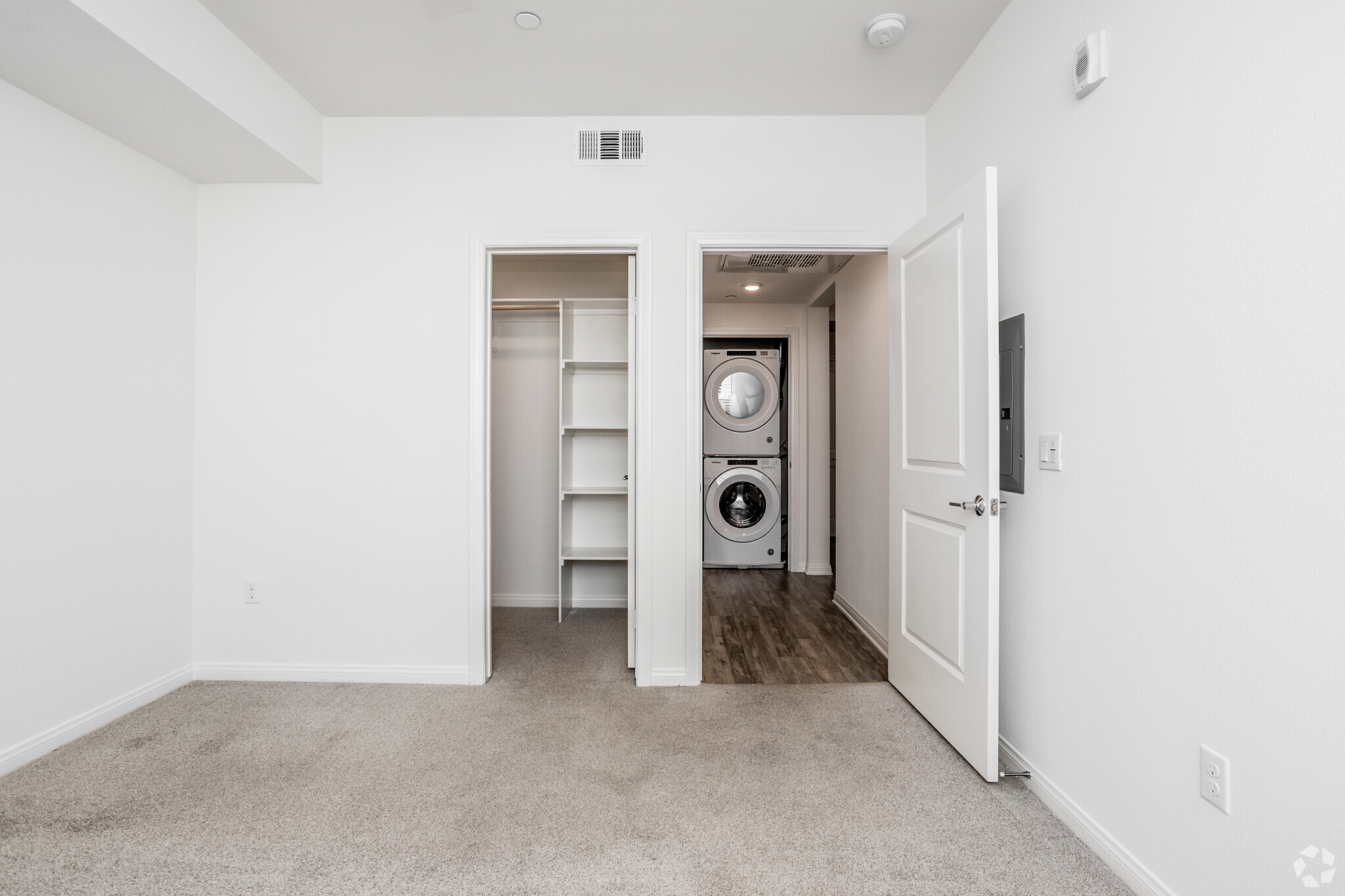 1BR, 1BA - 771 SF - Trails at Canyon Crest