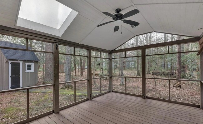 Building Photo - Charming Home in Brandermill.