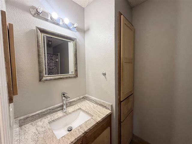 Building Photo - 2324 Heatherdale Dr