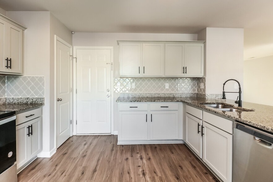 Building Photo - 3063 Green Apple Dr