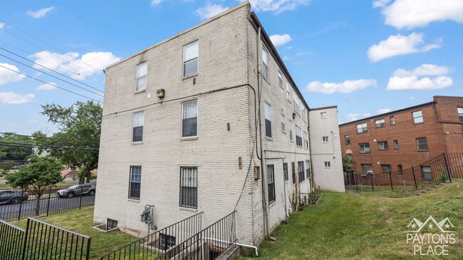 Building Photo - 4508 B St SE
