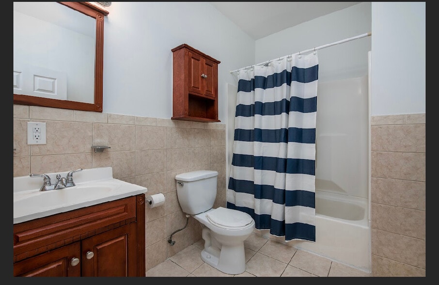 Bathroom 1 - 15 Imlay St
