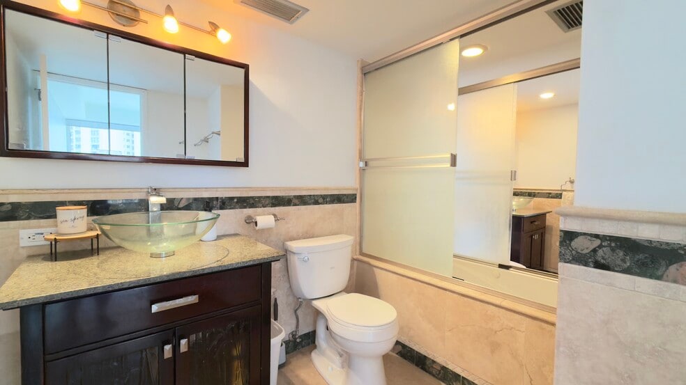 Building Photo - 419 Atkinson Dr