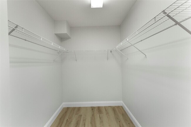 Building Photo - 1501 SW 131st Way