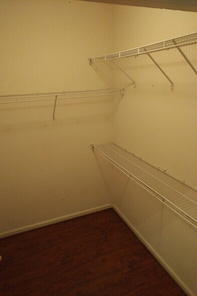 Building Photo - 2653 Park Tower Drive Unit 102