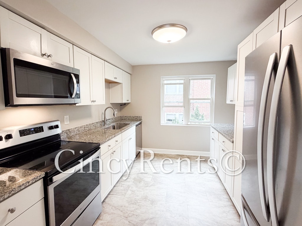 Building Photo - 4105 Paxton Woods Dr