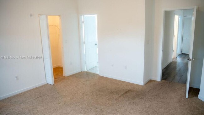 Building Photo - 24461 SW 117 Path