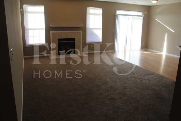 Building Photo - 10 S Burkhart Dr