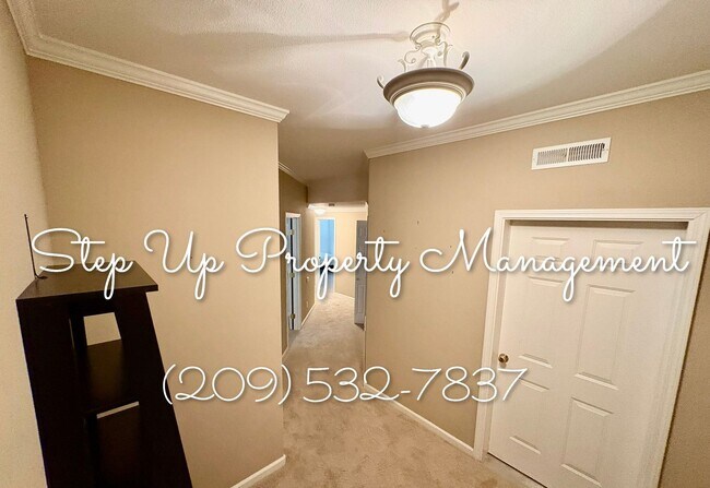 Building Photo - LIMITED-TIME MOVE-IN SPECIAL – Receive Your First Two Weeks FREE!