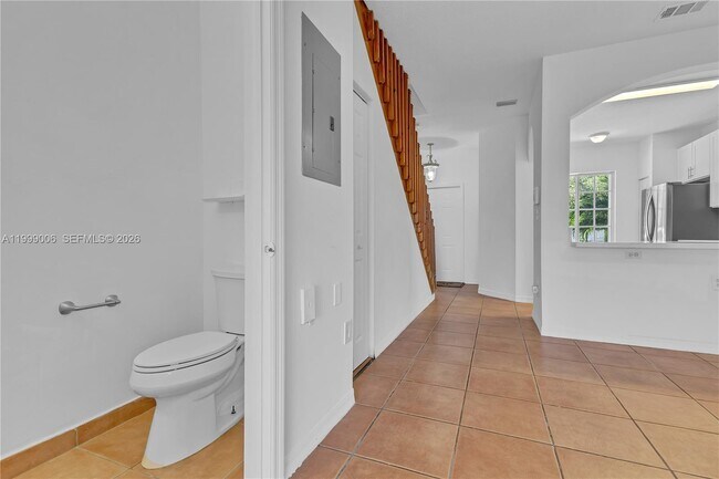 Building Photo - 15750 SW 92nd Ave
